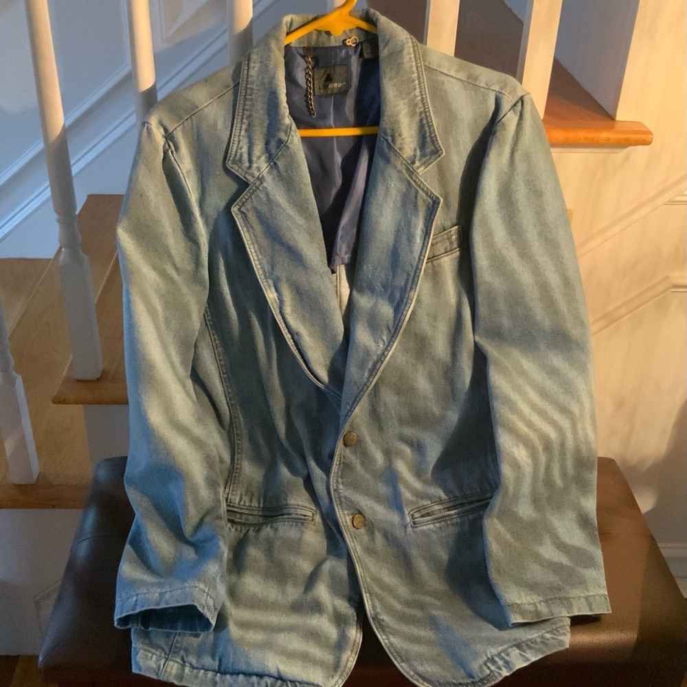 Denim washed blazer